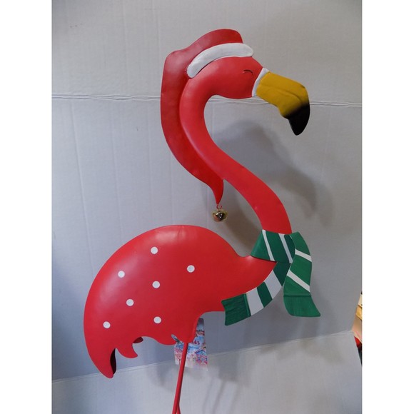 NEW Christmas Metal Flamingo Statue Figurine Florida Coastal Decor - Picture 9 of 9